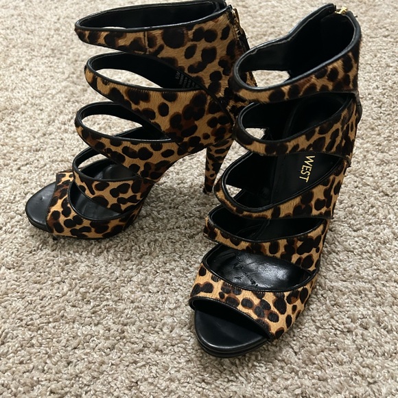 Nine West Leopard Print Women's Heels - Picture 7 of 7